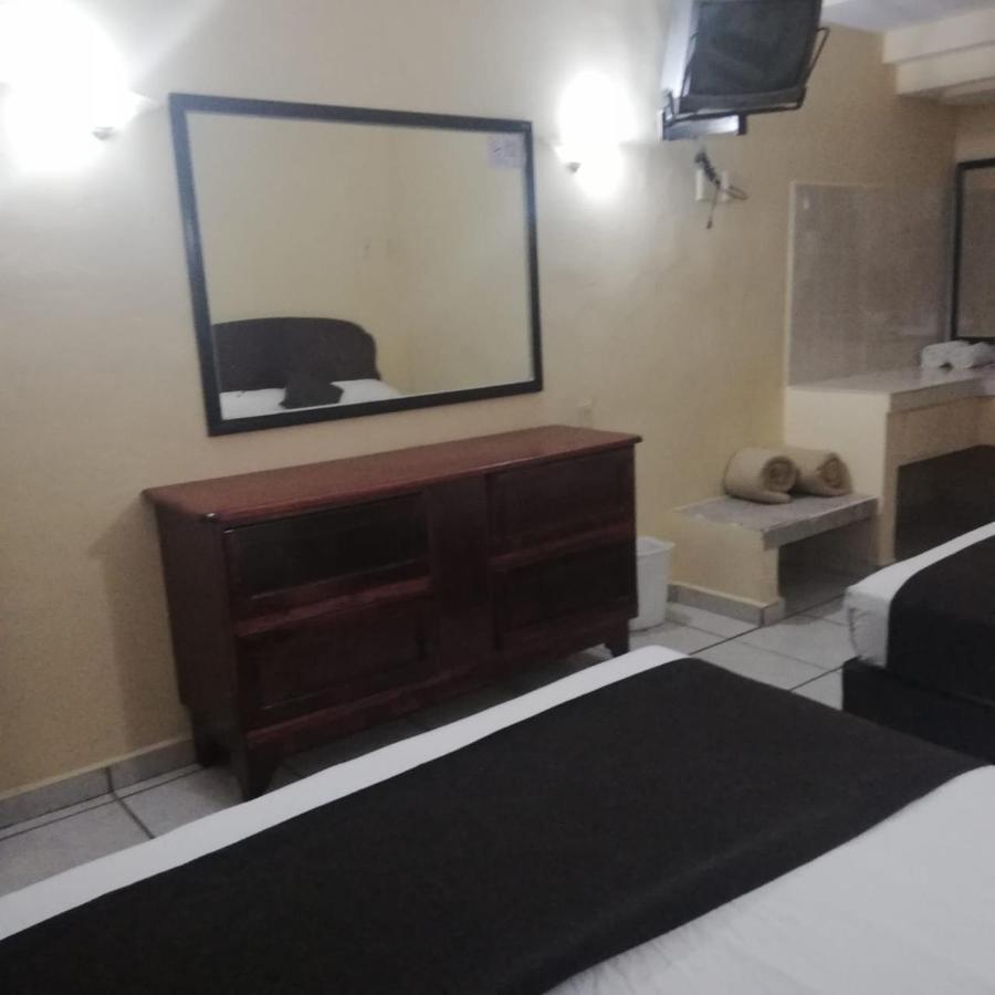 Hotel Miramar Inn シウダード・マデロ エクステリア 写真